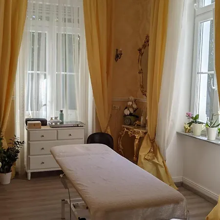 Monet - Kunsthotel An Der Lahn