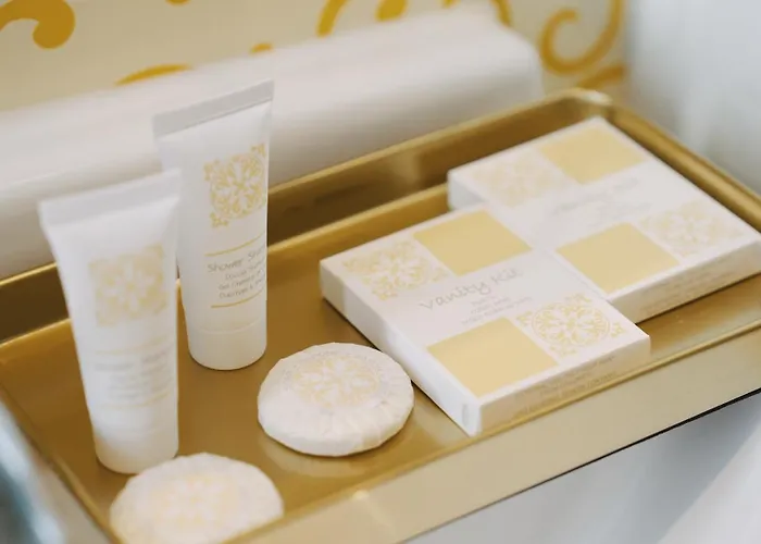 Monet - Kunsthotel An Der Lahn Alojamento de Acomodação e Pequeno-almoço Bad Ems