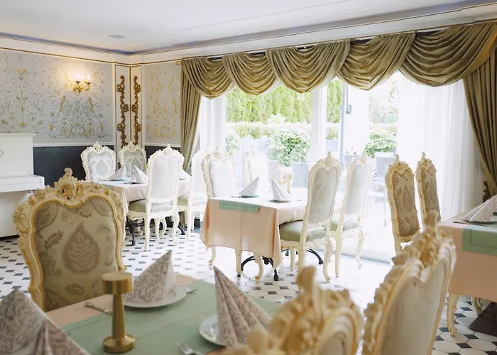 Monet - Kunsthotel An Der Lahn Alojamento de Acomodação e Pequeno-almoço 4*